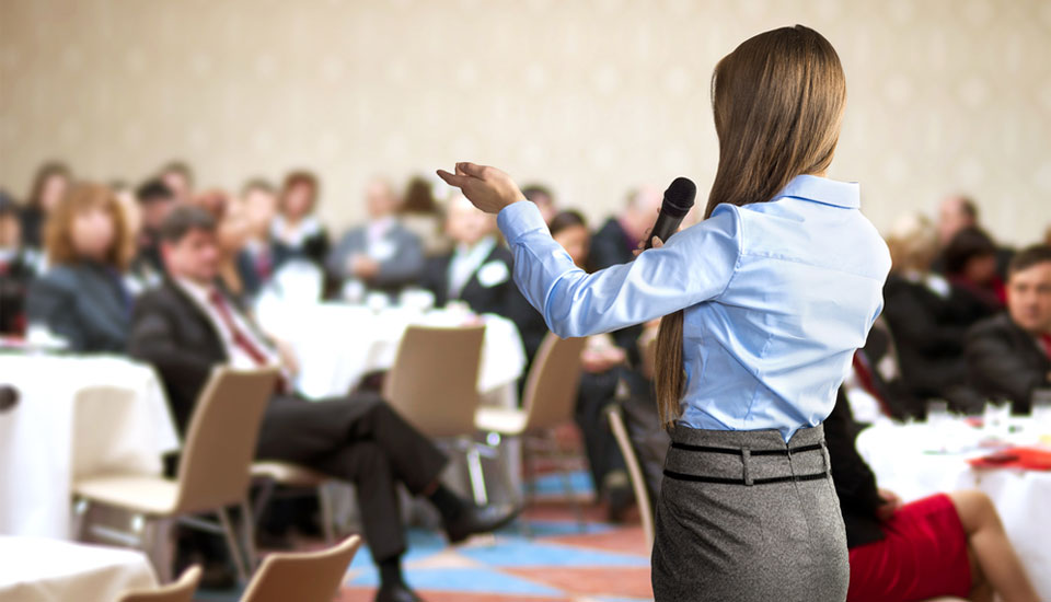 5 Tips for Hosting a Networking Event